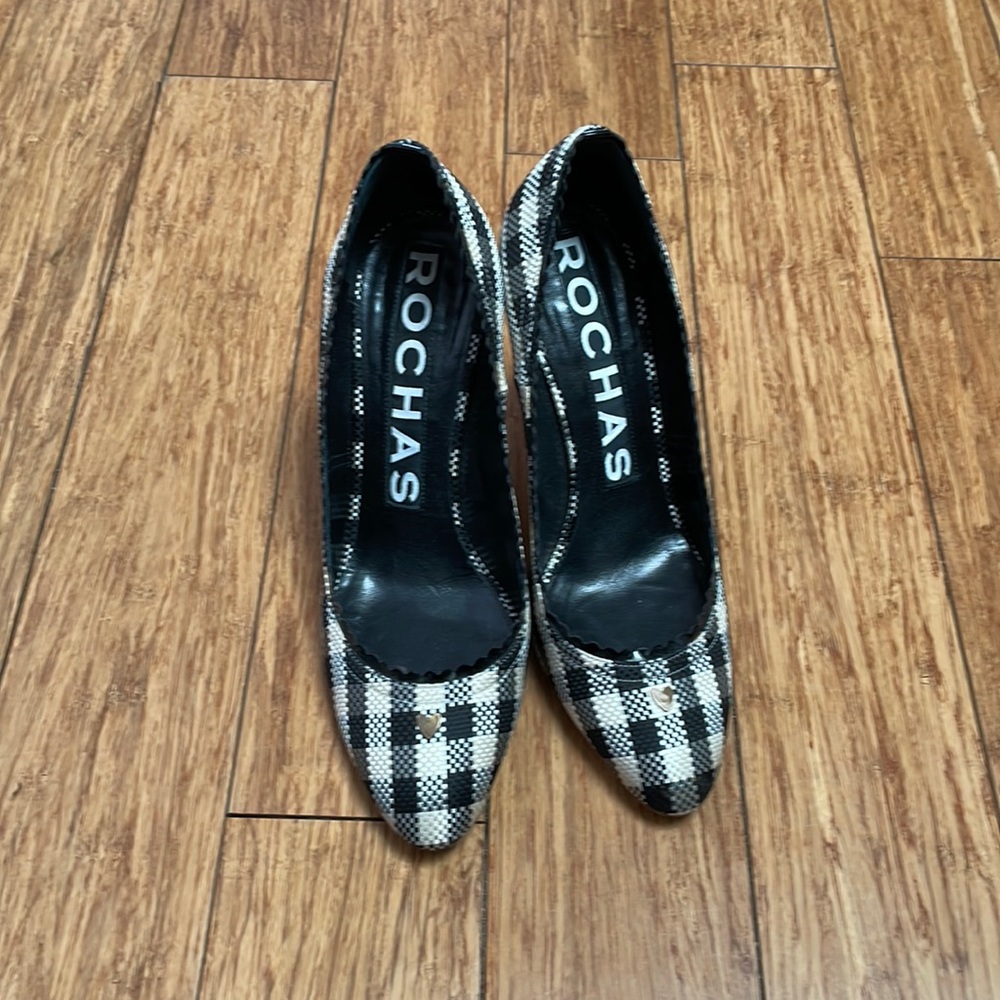 Gorgeous Black and White Rochas stilettos